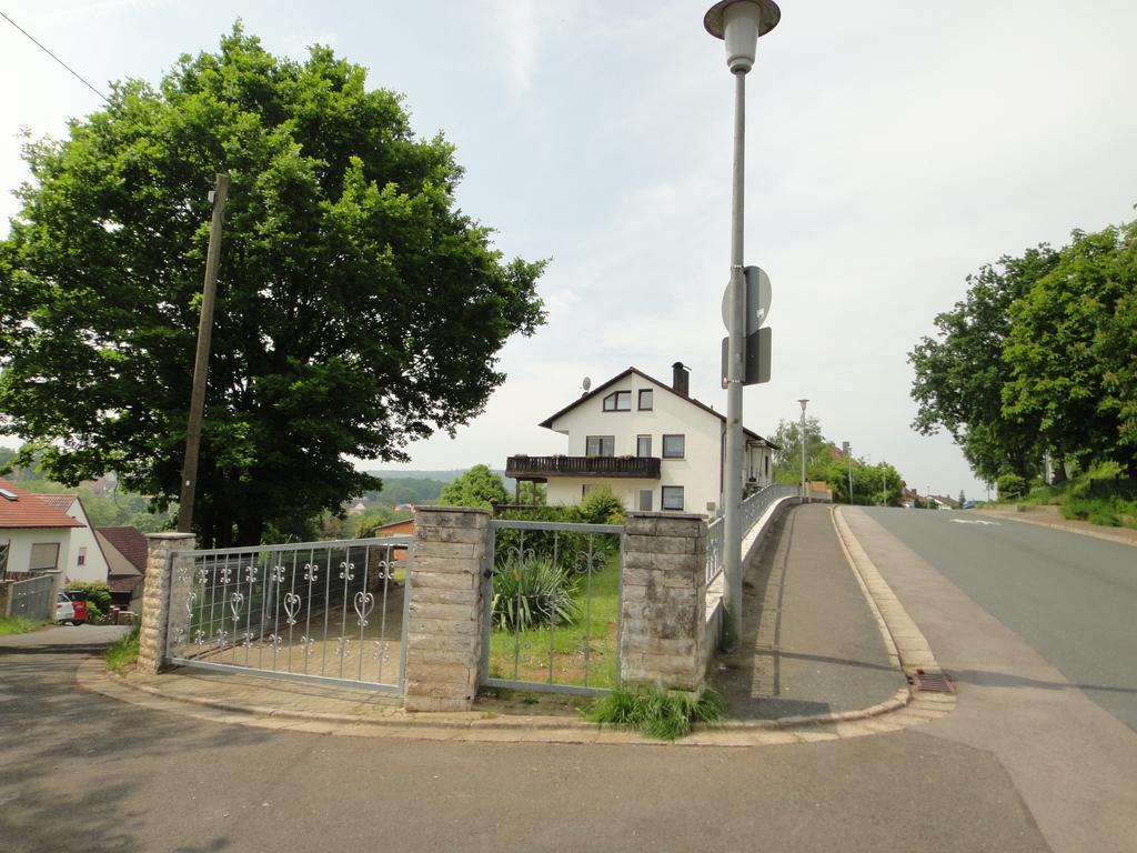 Gaestehaus Am Sonnenberg Baunach Kültér fotó